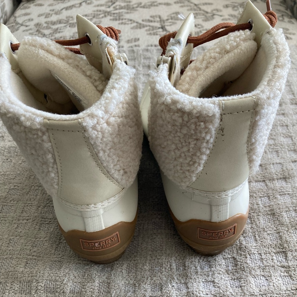 Women’s Sperry Sherpa Duck Boots Size 8 White EUC - Picture 7 of 7